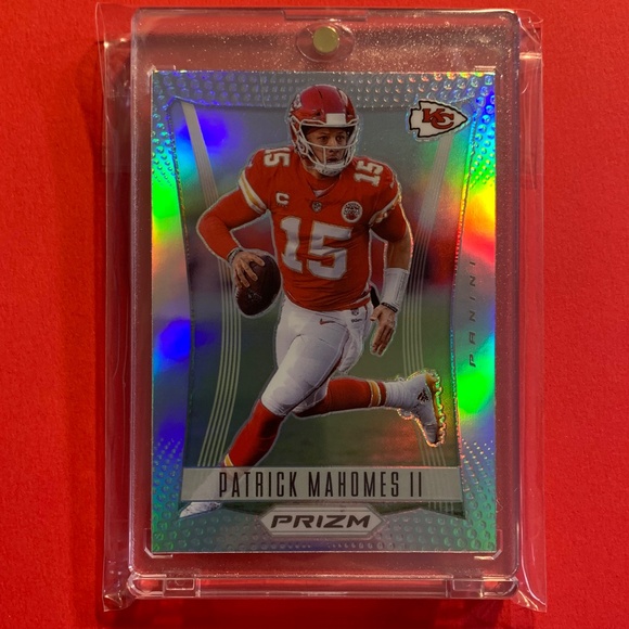 🔥🏈Patrick Mahomes Panini Silver Prizm NFL Football Card - Kansas City Chiefs - Picture 1 of 2